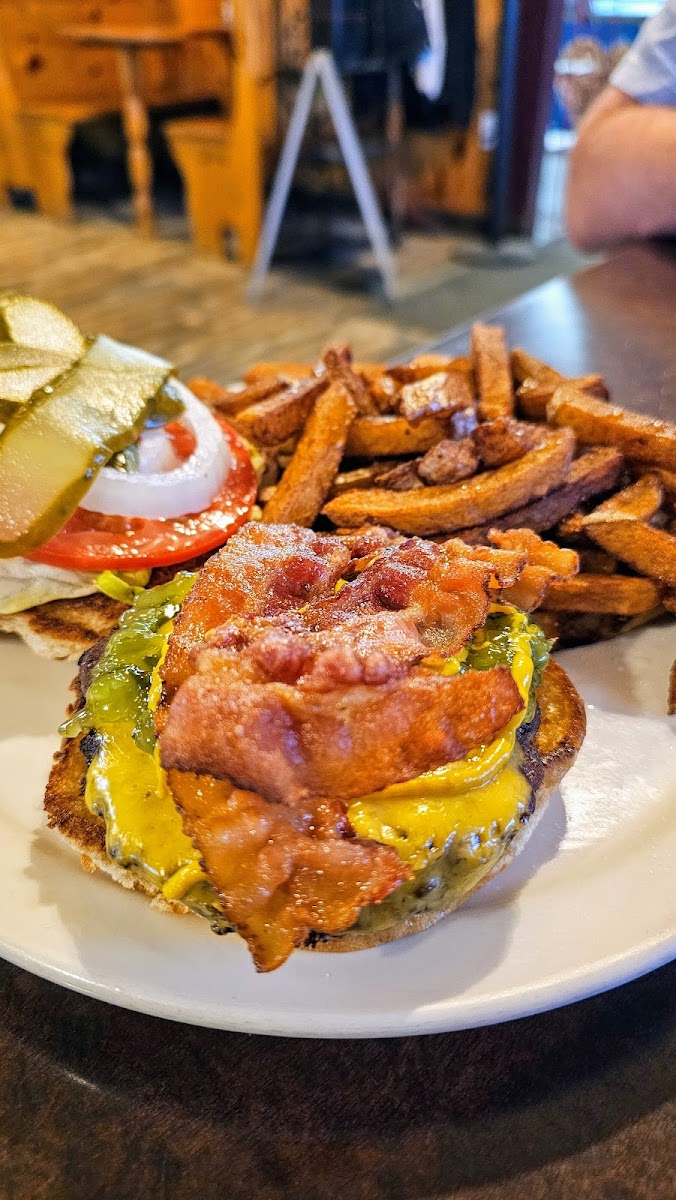 Deb's Gas Bar & Restaurant-4