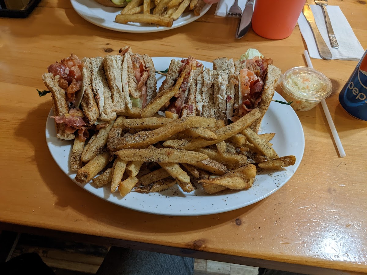 Deb's Gas Bar & Restaurant-5