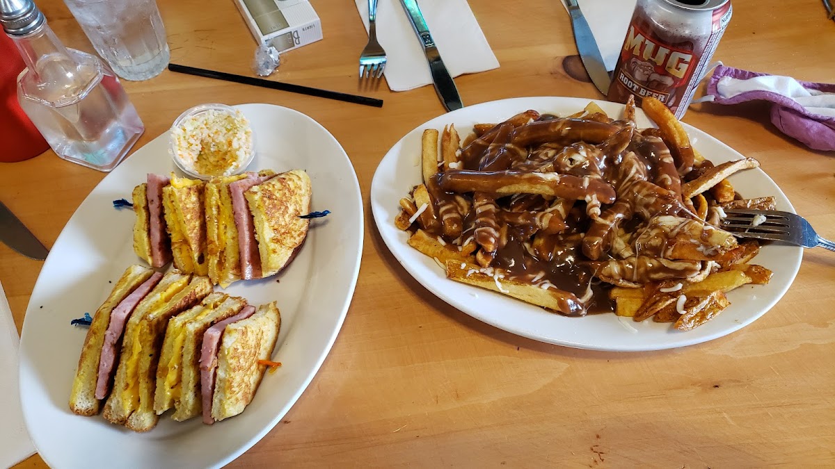 Deb's Gas Bar & Restaurant-9